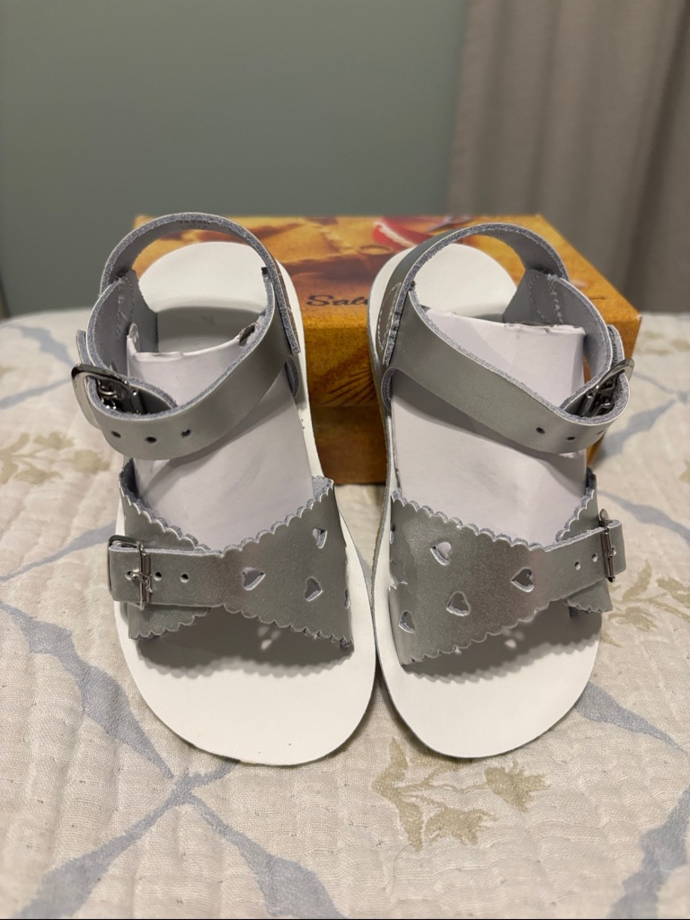 Girls' Silver sweetheart Strap Sandals